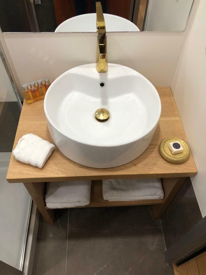 Pensiunea Exedra Hotel Borsa  Bagian luar foto