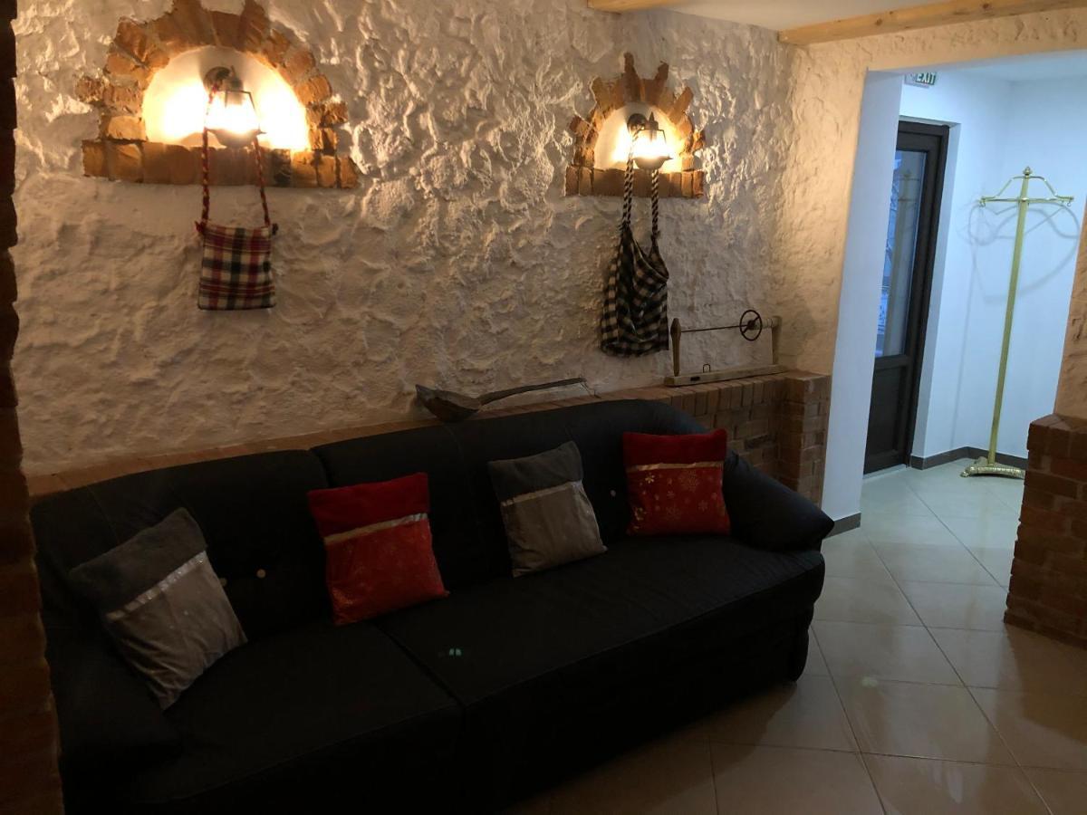 Pensiunea Exedra Hotel Borsa  Bagian luar foto